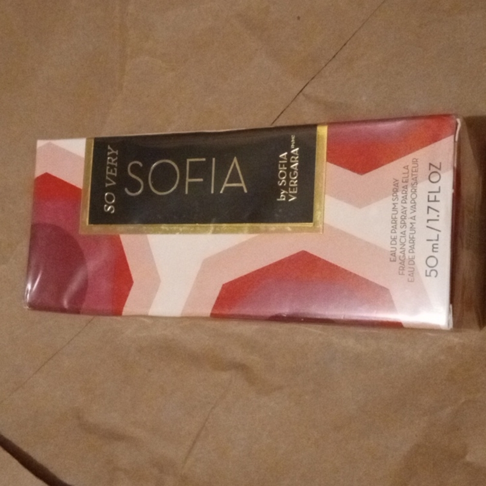 Sofia Vergara Fragrance So Very